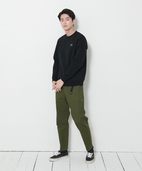 OUTDOOR PRODUCTS(アウトドアプロダクツ)の「【OUTDOOR PRODUCTS/アウトドアプロダクツ】防シワ UVカット ポンチ素材袖エンボスロゴスウェットトレーナー イージーケア商材 ワンポイントブランドロゴ(スウェット・メンズ・カーキ/ブラック/ホワイト・MEDIUM/X-LARGE/LARGE)」の12枚目の写真