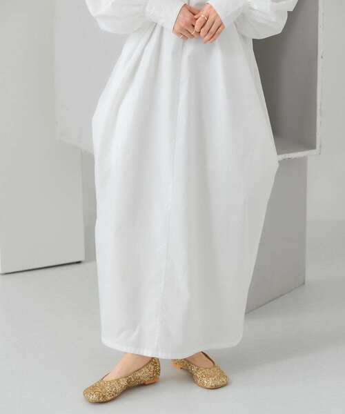 KBF（ケイビーエフ）の「ギャザーボリュームワンピース（ワンピース・レディース・オフホワイト/ベージュ/ブラック・ONE）」の6枚目の写真