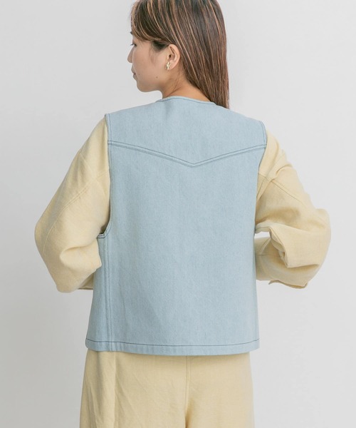 KBF（ケイビーエフ）の「刺繍デニムコンパクトベスト（ベスト）」 - WEAR