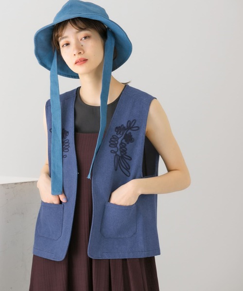 KBF（ケイビーエフ）の「刺繍デニムコンパクトベスト（ベスト）」 - WEAR