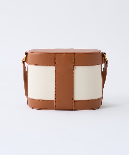 one after another NICE CLAUP(ワンアフターアナザーナイスクラップ)の「配色レザーバケツ型ショルダーバッグ(ショルダーバッグ・レディース・アイボリー・FREE)」の10枚目の写真