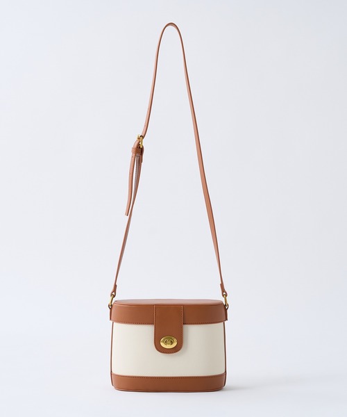 one after another NICE CLAUP(ワンアフターアナザーナイスクラップ)の「配色レザーバケツ型ショルダーバッグ(ショルダーバッグ・レディース・アイボリー・FREE)」の11枚目の写真