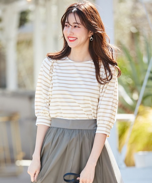 ANY SIS(エニィスィス)の「【洗える】パフスリーブボーダー カットソー(Tシャツ/カットソー・レディース・ベージュ系2/ライラック系2/ブラック系2・2)」の2枚目の写真
