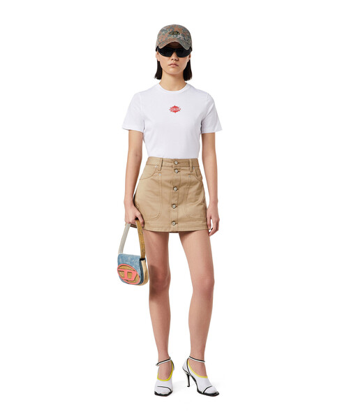 DIESEL（ディーゼル）の「レディース Tシャツ 半袖 クルーネック レギュラーフィット ロゴ（Tシャツ/カットソー・レディース・ホワイト/ブラック・SMALL/MEDIUM/LARGE/X-SMALL）」の10枚目の写真