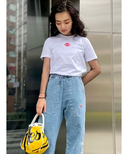 DIESEL（ディーゼル）の「レディース Tシャツ 半袖 クルーネック レギュラーフィット ロゴ（Tシャツ/カットソー・レディース・ホワイト/ブラック・SMALL/MEDIUM/LARGE/X-SMALL）」の18枚目の写真