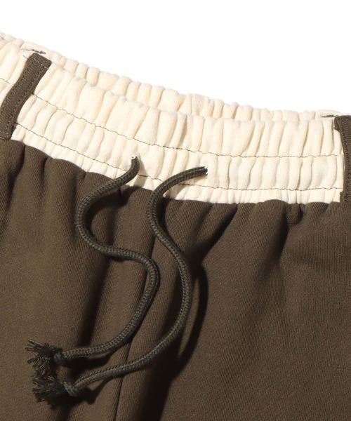 atmos pink(アトモスピンク)の「atmos pink 配色オーバーサイズスウェットパンツ(スウェットパンツ・レディース・ブラック/グレー/カーキ・FREE)」の5枚目の写真