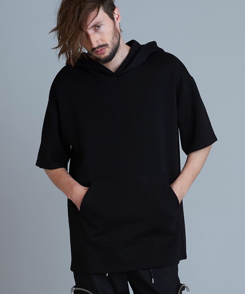 NO ID.（ノーアイディ）の「【NO ID.】Emboss Print Big Parka / ☆ エンボス プリント ビッグ パーカ（パーカー・メンズ・ブラック/ベージュ/カーキ/オレンジ・ONE SIZE）」の2枚目の写真