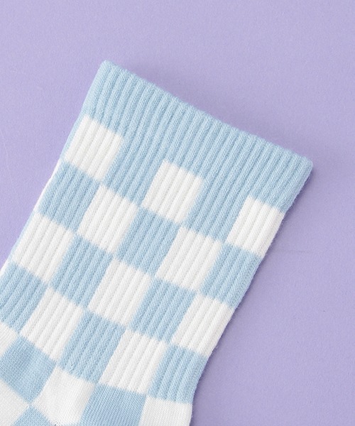 LOVETOXIC（ラブトキシック）の「フラッグチェッククルーソックス（ソックス/靴下・キッズ・ブラック/ピンク/サックスブルー・FREE）」の4枚目の写真