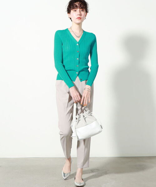 NOLLEY’S（ノーリーズ）の「ウォッシャブルイージースリムパンツ（その他パンツ・レディース・ブラック/グレイッシュベージュ/グレイッシュブルー/ピンク/ブルー・38/36/34）」の20枚目の写真