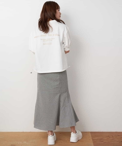A de a.v.v（アードアー・ヴェ・ヴェ）の「［SET UP対応］バックカレッジロゴ刺繍入りスウェット（Tシャツ/カットソー・レディース・グリーン/ホワイト/ブラック・SMALL/MEDIUM）」の22枚目の写真