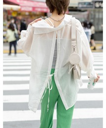 ＢＡＣＫスリットシアーシャツ
