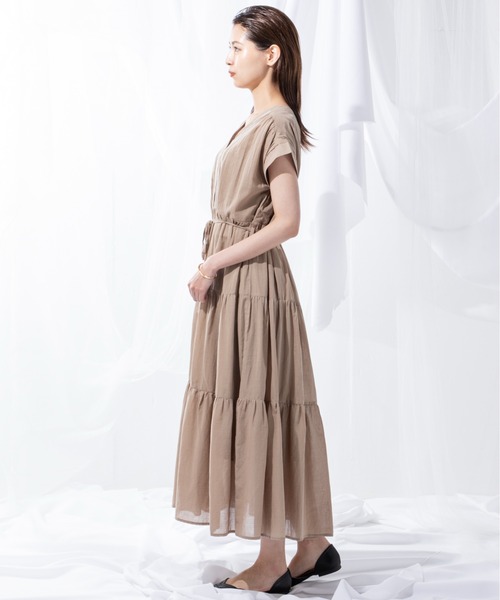 MILLION CARATS（ミリオンカラッツ）の「トレンドのティアードシルエットで存在感を放つ刺繍ティアードワンピース（ワンピース・レディース・ブラウン/オフホワイト/ブラック・FREE）」の19枚目の写真