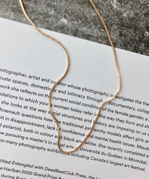 AS KNOW AS plus（アズノゥアズプラス）の「●ガラスハート スネークチェーンネックレス（ネックレス・レディース・ホワイト系その他/ブラウン系その他/グリーン系その他・FREE）」の18枚目の写真