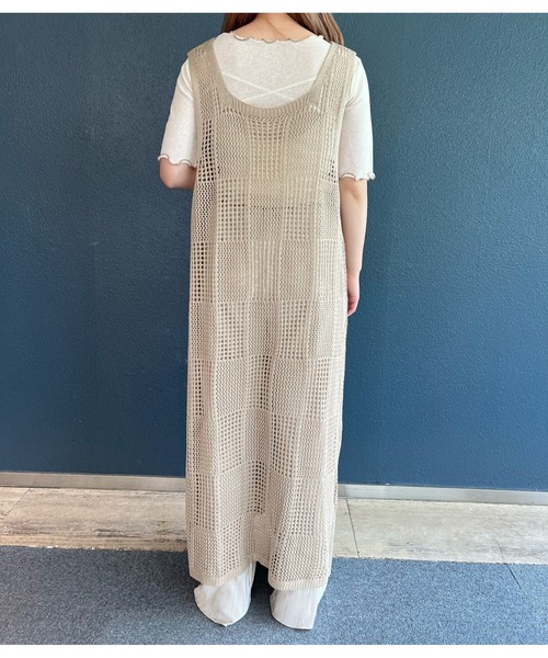 AS KNOW AS PINKY（アズノゥアズピンキー）の「ナチュラルムードなロングジレ（ベスト・レディース・ブラック/ベージュ/オフホワイト・FREE）」の11枚目の写真