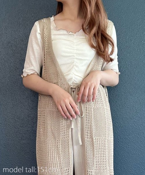 AS KNOW AS PINKY（アズノゥアズピンキー）の「ナチュラルムードなロングジレ（ベスト・レディース・ブラック/ベージュ/オフホワイト・FREE）」の12枚目の写真