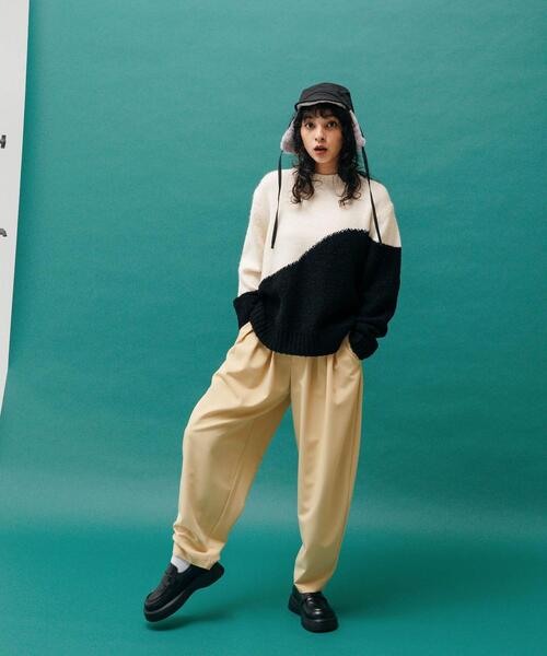 CITEN（シテン）の「＜CITEN＞バイカラー キリカエ プルオーバー ニット（ニット/セーター・レディース・ブラック/イエロー/ロイヤルブルー/ライラック・FREE）」の5枚目の写真