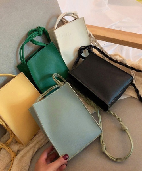 Dalfwin（ダールフィン）の「スクエアショルダーバッグ（ショルダーバッグ・レディース・ブラック/グリーン/アイボリー・ONE SIZE）」の13枚目の写真