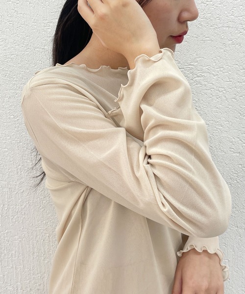 CEMONEMO(セモネモ)の「ボートネック シースルー メロウ トップス(Tシャツ/カットソー・レディース・アイボリー/ブラック/ベージュ・FREE)」の4枚目の写真