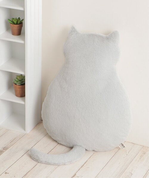 LBC（エルビーシー）の「HIBERNATION ネコクッション L（クッション/クッションカバー・レディース・ベージュ/ライトグレー/ピンク・FREE）」の13枚目の写真