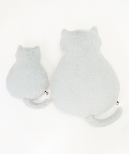 LBC（エルビーシー）の「HIBERNATION ネコクッション L（クッション/クッションカバー・レディース・ベージュ/ライトグレー/ピンク・FREE）」の4枚目の写真