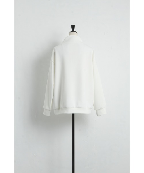 &. NOSTALGIA（アンドドットノスタルジア）の「【ZOZO限定】ハーフジップポンチプルオーバー（パーカー・レディース・ホワイト/ブラック・FREE）」の6枚目の写真