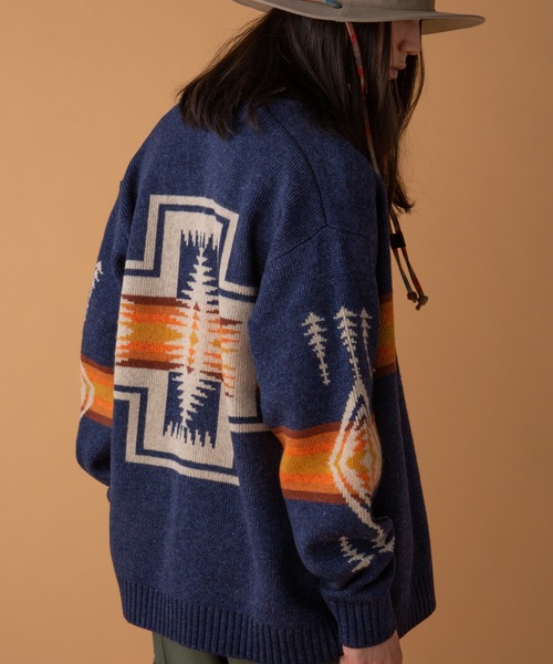 PENDLETON(ペンドルトン)の「Vネック カーディガン(カーディガン/ボレロ・メンズ・ネイビー/グレー/アイボリー/ブラック系その他・M/L)」の4枚目の写真
