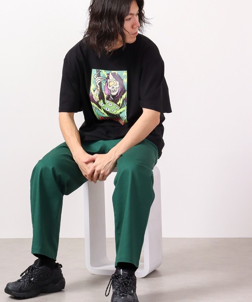 MISHKA（ミシカ）の「MISHKA 2022-23AW USA MISHKA x VASILIJ TORGASHEV コラボグラフィックTシャツ 半袖（Tシャツ/カットソー・メンズ・ホワイト系その他/ホワイト/ホワイト系その他3/パープル/ブラック/ブラック系その他2/ブラック系その他/ホワイト系その他2/ブラック系その他3/ブルー/ブラック系その他4/ホワイト系その他4・L/XL/2XL/M）」の20枚目の写真