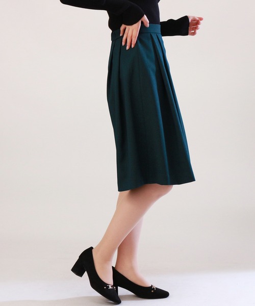 TRUDEA(トルディア)の「タックフレアスカート(スカート・レディース・ブラック/グリーン/グレイッシュベージュ/ネイビー・SMALL/X-SMALL/MEDIUM/LARGE)」の6枚目の写真