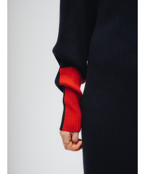 led.tokyo（レッドトウキョウ）の「【led.tokyo】バックオープンバイカラーリブニットワンピース（ワンピース・レディース・グレー/ブラック・FREE）」の18枚目の写真