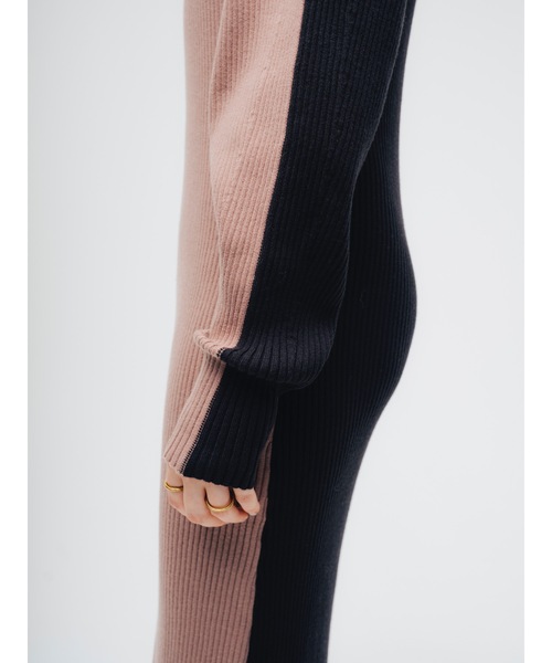 led.tokyo（レッドトウキョウ）の「【led.tokyo】バックオープンバイカラーリブニットワンピース（ワンピース・レディース・グレー/ブラック・FREE）」の19枚目の写真