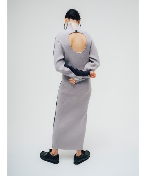 led.tokyo（レッドトウキョウ）の「【led.tokyo】バックオープンバイカラーリブニットワンピース（ワンピース・レディース・グレー/ブラック・FREE）」の10枚目の写真