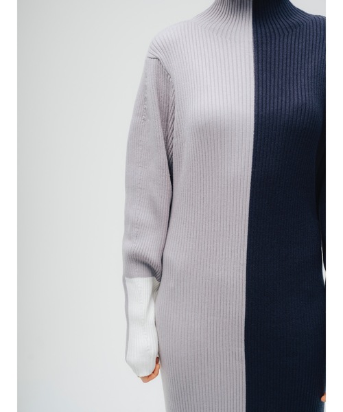 led.tokyo（レッドトウキョウ）の「【led.tokyo】バックオープンバイカラーリブニットワンピース（ワンピース・レディース・グレー/ブラック・FREE）」の11枚目の写真