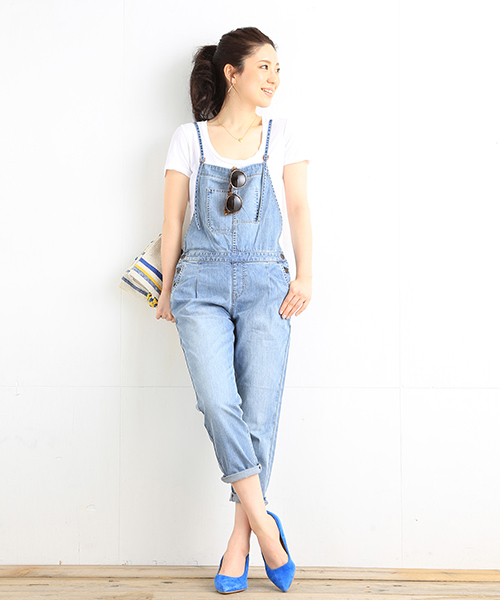 B:MING by BEAMS（ビーミングバイビームス）の「＜●InRed 6月号掲載●＞Lilas Campbell / 2WAYバティッククラッチバッグ（クラッチバッグ・レディース・レッド/ブルー・ONE SIZE）」の4枚目の写真