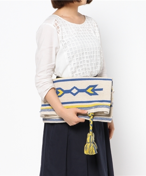 B:MING by BEAMS（ビーミングバイビームス）の「＜●InRed 6月号掲載●＞Lilas Campbell / 2WAYバティッククラッチバッグ（クラッチバッグ・レディース・レッド/ブルー・ONE SIZE）」の11枚目の写真