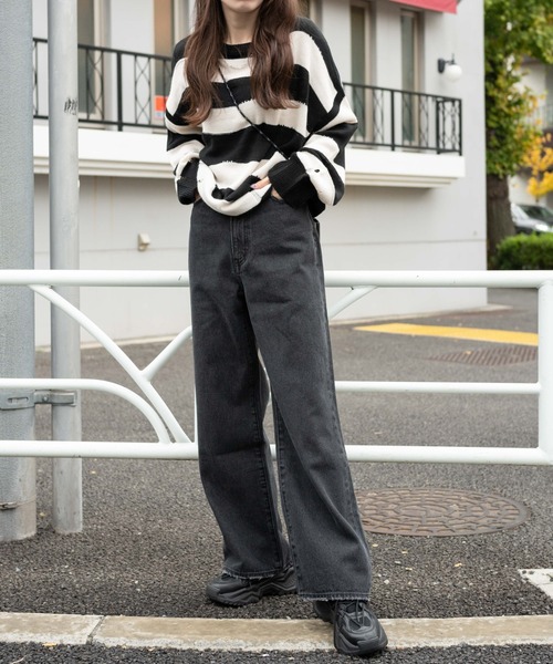 WEGO（ウィゴー）の「WEGO/【マルチサイズ】ウエストフィットワイドストレートパンツ（デニムパンツ・レディース・ブラック系その他/ブラック/インディゴブルー/ライトインディゴブルー/コバルトブルー・X-SMALL/SMALL/MEDIUM/LARGE/X-LARGE）」の6枚目の写真