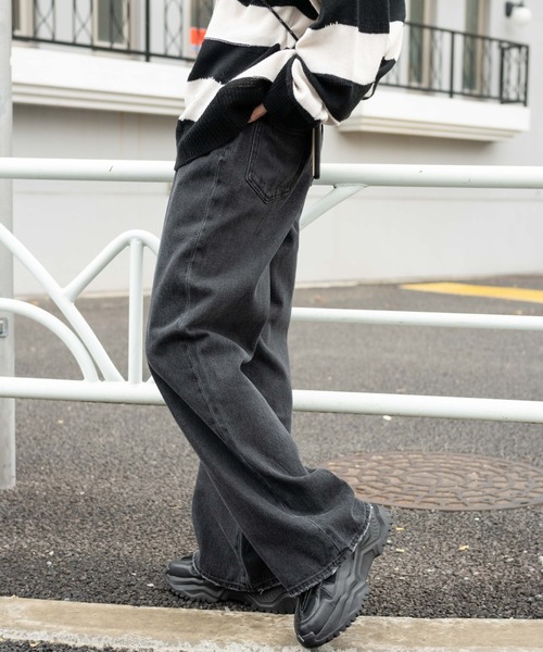 WEGO（ウィゴー）の「WEGO/【マルチサイズ】ウエストフィットワイドストレートパンツ（デニムパンツ・レディース・ブラック系その他/ブラック/インディゴブルー/ライトインディゴブルー/コバルトブルー・X-SMALL/SMALL/MEDIUM/LARGE/X-LARGE）」の8枚目の写真