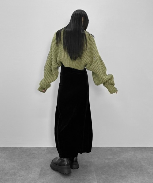 LVEU.（ラブユ.）の「【LVEU.】ベロアキャミソールワンピース / ワンピース きれいめ ワンピ キャミソール キャミ ロング タイト キャミワンピ ベロア 起毛 ブラック（ワンピース・レディース・ブラック・FREE）」の17枚目の写真