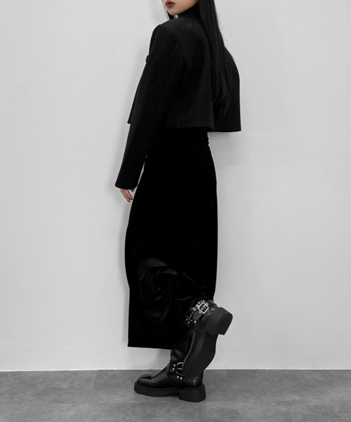 LVEU.（ラブユ.）の「【LVEU.】ベロアキャミソールワンピース / ワンピース きれいめ ワンピ キャミソール キャミ ロング タイト キャミワンピ ベロア 起毛 ブラック（ワンピース・レディース・ブラック・FREE）」の22枚目の写真