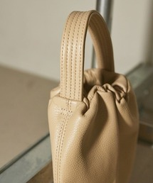 充実の品 TODAYFUL（トゥデイフル）の「TODAYFUL Bag Square Leather バッグ