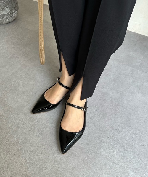 DouDou（ドゥドゥ）の「メリージェーンローヒールパンプス（パンプス・レディース・シルバー/ブラック/ベージュ・23cm/24cm）」の4枚目の写真