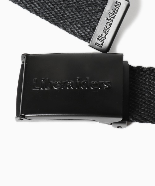 Liberaiders（リベレイダース）の「Liberaiders/リベレイダース EMBOSS LOGO BELT ガチャベルト ロゴベルト（ベルト・メンズ・グレー/ブラック・FREE）」の3枚目の写真