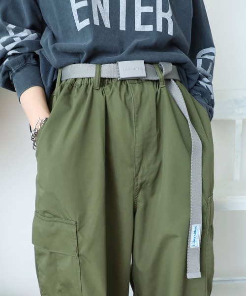 Liberaiders（リベレイダース）の「Liberaiders/リベレイダース EMBOSS LOGO BELT ガチャベルト ロゴベルト（ベルト・メンズ・グレー/ブラック・FREE）」の12枚目の写真
