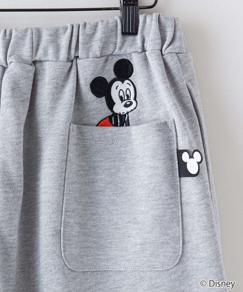 Disney(ディズニー)の「【DISNEY/ディズニー】 【MICKEY MOUSE/ミッキーマウス】別注 ミニ裏毛 スウェット ショートパンツ(その他パンツ・メンズ・ブラック/杢グレー・SMALL/MEDIUM/LARGE/X-LARGE)」の10枚目の写真
