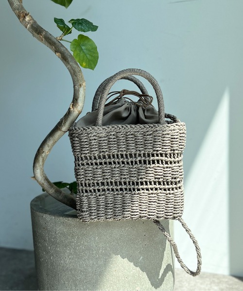 Chez toi（シェトワ）の「雑材ライン編みショルダー（かごバッグ・レディース・ベージュ/ライトベージュ/グレイッシュベージュ・FREE）」の3枚目の写真