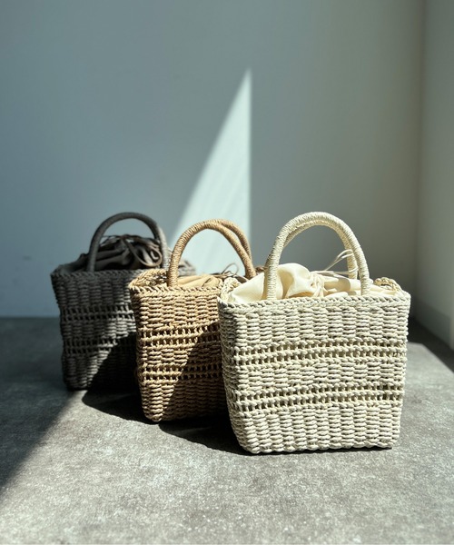 Chez toi（シェトワ）の「雑材ライン編みショルダー（かごバッグ・レディース・ベージュ/ライトベージュ/グレイッシュベージュ・FREE）」の4枚目の写真