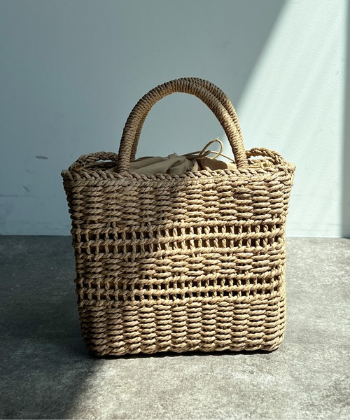 Chez toi（シェトワ）の「雑材ライン編みショルダー（かごバッグ・レディース・ベージュ/ライトベージュ/グレイッシュベージュ・FREE）」の6枚目の写真