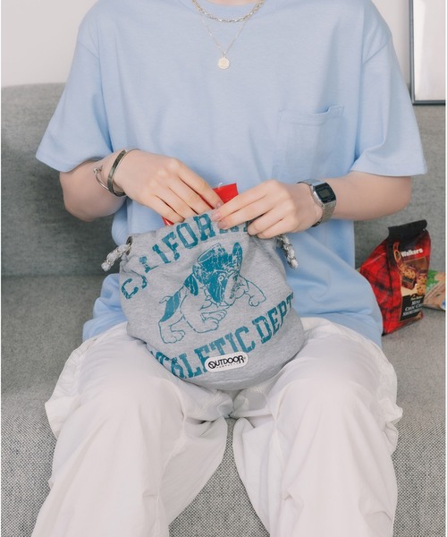 OUTDOOR PRODUCTS(アウトドアプロダクツ)の「OUTDOOR PRODUCTS/アウトドアプロダクツ Remake Drawstring Bag バッグ 巾着バッグ(ハンドバッグ・レディース・グレー/オレンジ/ブラック・FREE)」の3枚目の写真