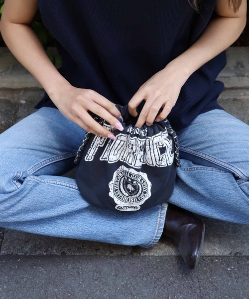 OUTDOOR PRODUCTS(アウトドアプロダクツ)の「OUTDOOR PRODUCTS/アウトドアプロダクツ Remake Drawstring Bag バッグ 巾着バッグ(ハンドバッグ・レディース・グレー/オレンジ/ブラック・FREE)」の2枚目の写真