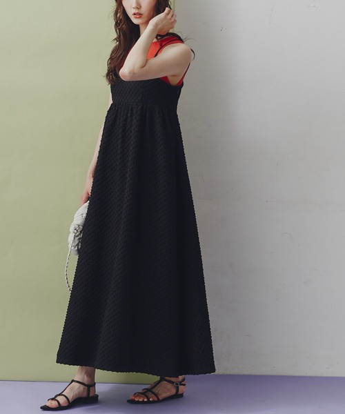 FREE'S MART(フリーズマート)の「フクレぽこぽこジャガードフレアキャミワンピース(ワンピース・レディース・ホワイト/ブラック・MEDIUM/SMALL)」の16枚目の写真