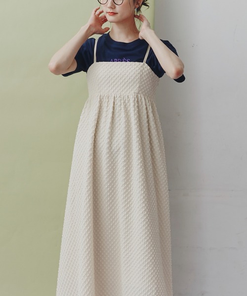 FREE'S MART(フリーズマート)の「フクレぽこぽこジャガードフレアキャミワンピース(ワンピース・レディース・ホワイト/ブラック・MEDIUM/SMALL)」の4枚目の写真